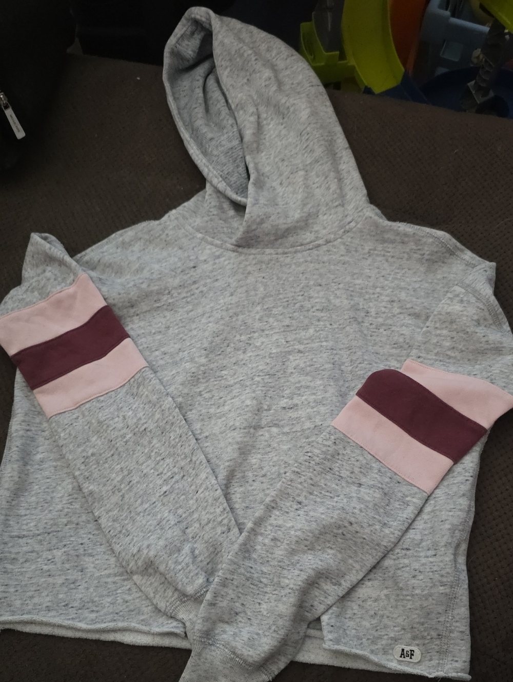 ABERCROMBIE & FITCH: Women's Cropped Gray Pullover Hoodie
